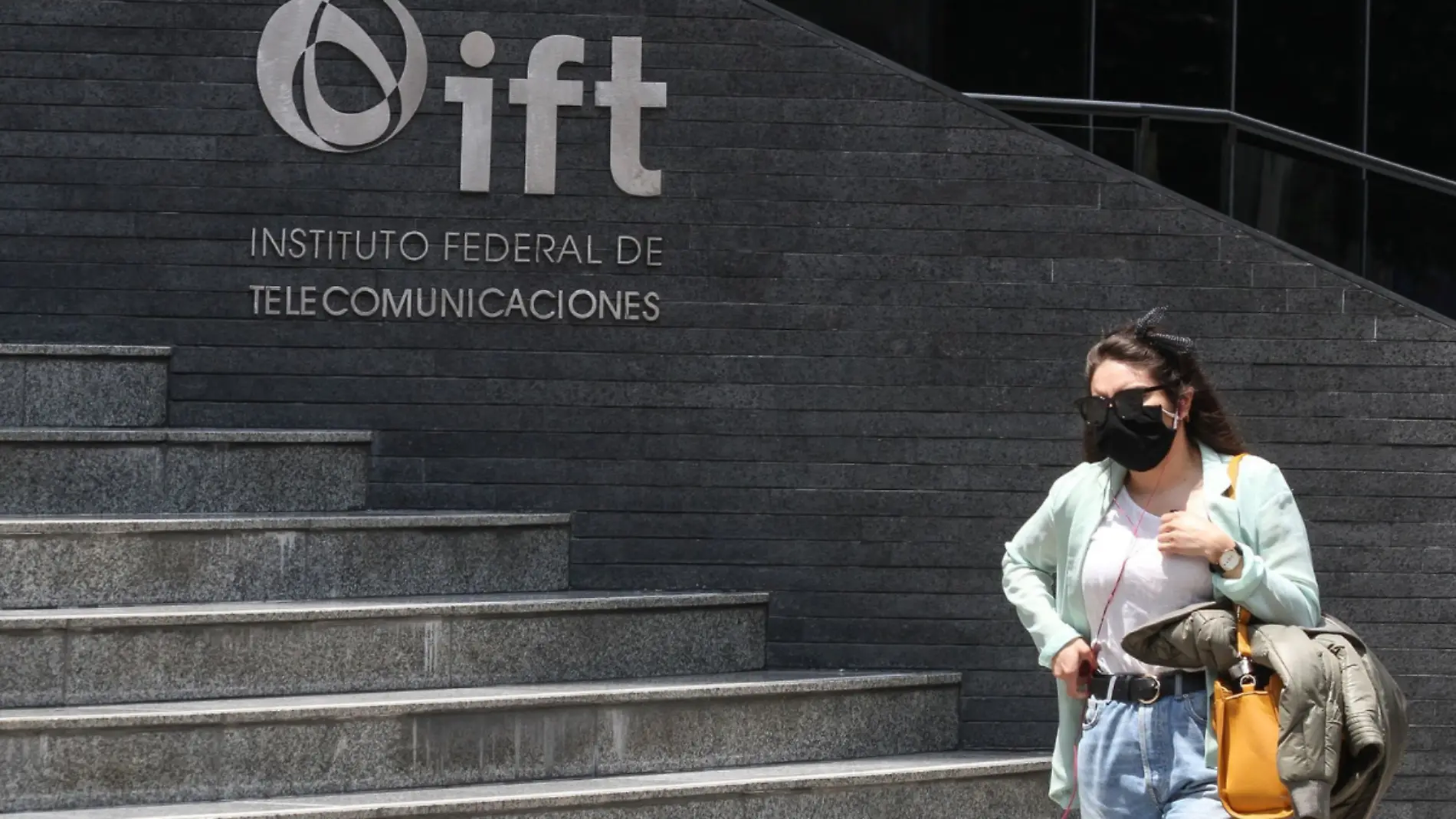 STRM respalda desaparición del IFT